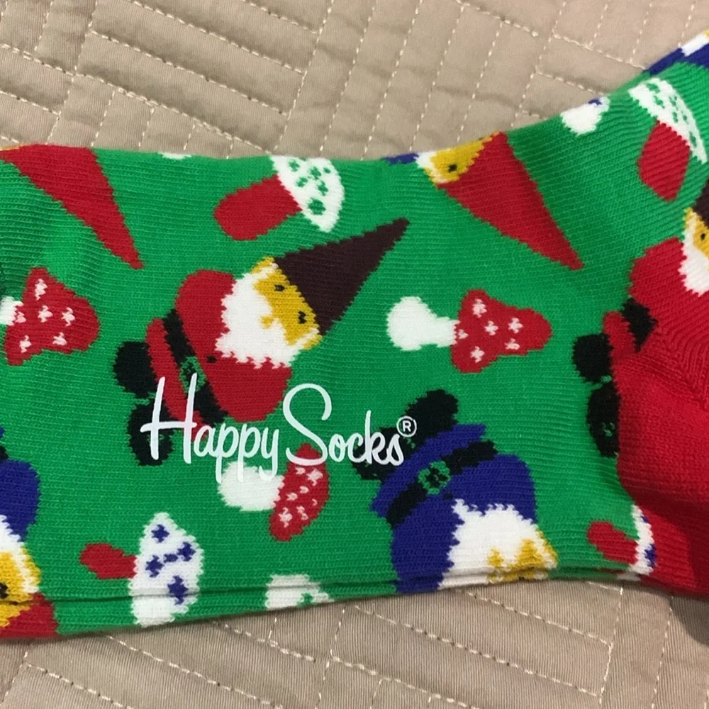 NWOT Happy Socks Christmas Gnome Socks Size 4.5-8.5
